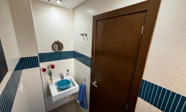Sale - Detached Villa -
Cox - Cox - Country