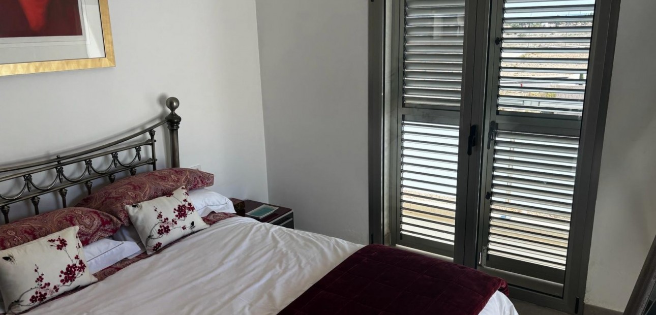 Sale - Detached Villa -
Cox - Cox - Country
