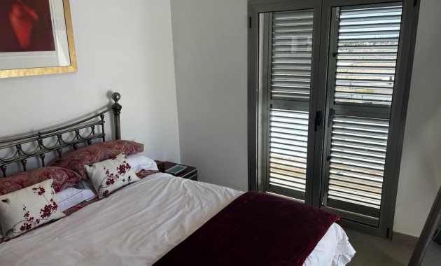 Sale - Detached Villa -
Cox - Cox - Country
