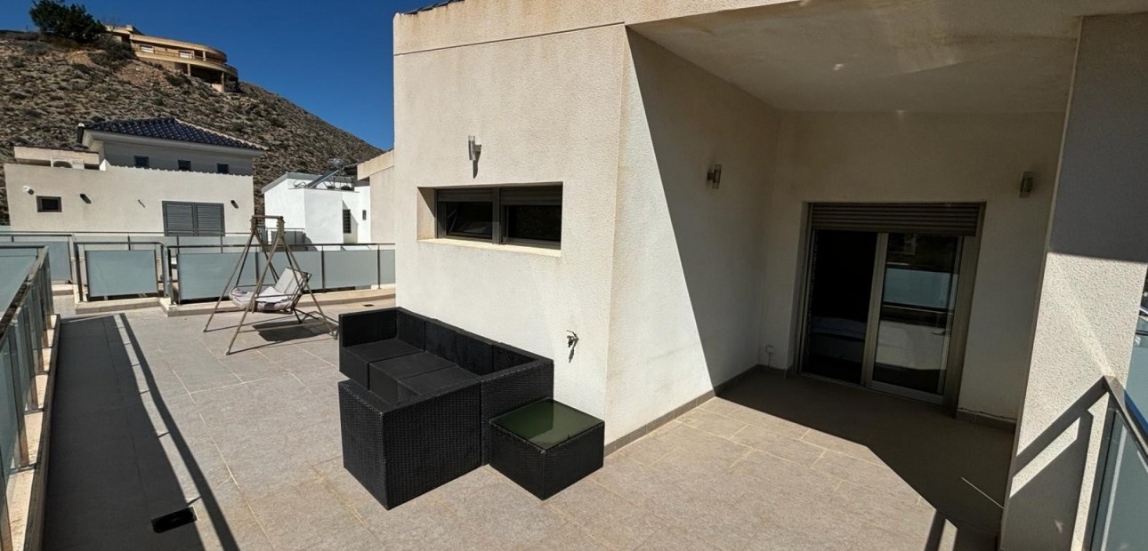 Sale - Detached Villa -
Cox - Cox - Country
