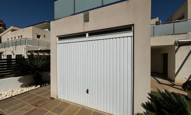 Sale - Detached Villa -
Cox - Cox - Country
