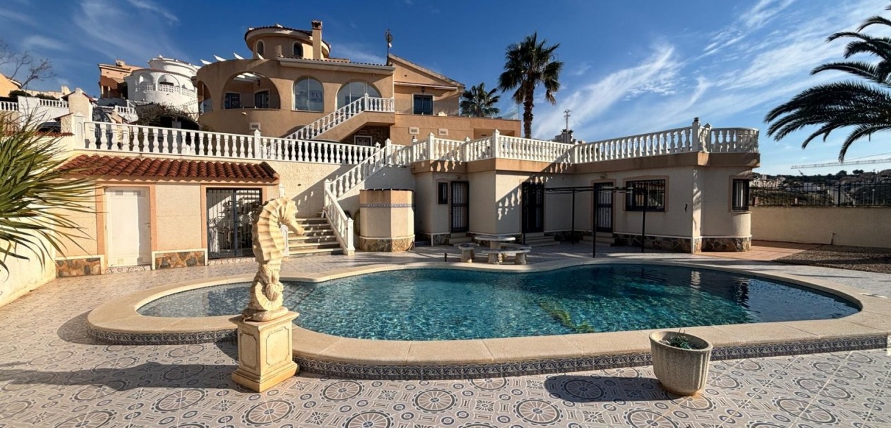 Sale - Detached Villa -
Ciudad Quesada - La Marquesa