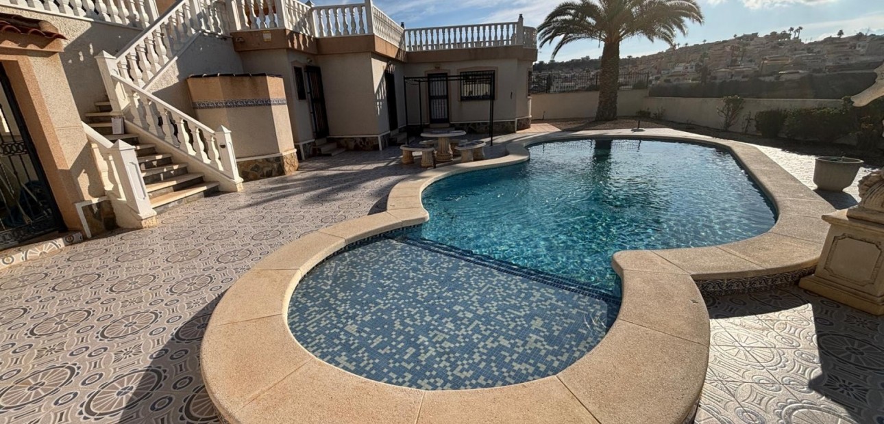 Sale - Detached Villa -
Ciudad Quesada - La Marquesa