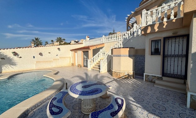 Sale - Detached Villa -
Ciudad Quesada - La Marquesa