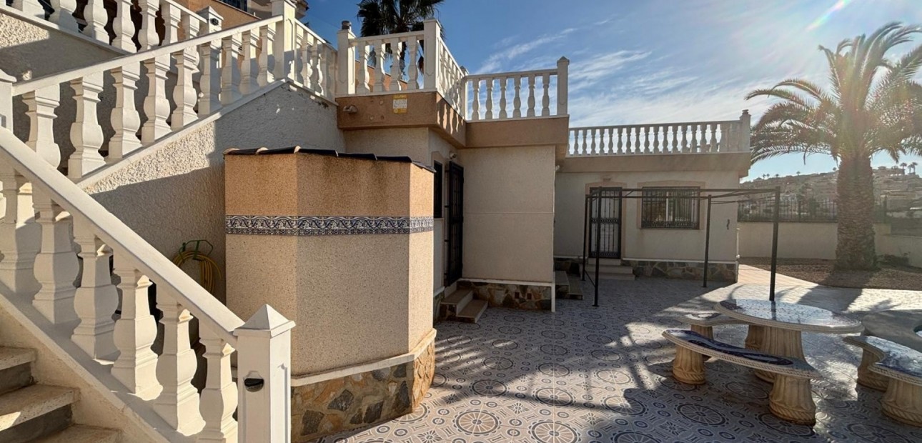 Sale - Detached Villa -
Ciudad Quesada - La Marquesa