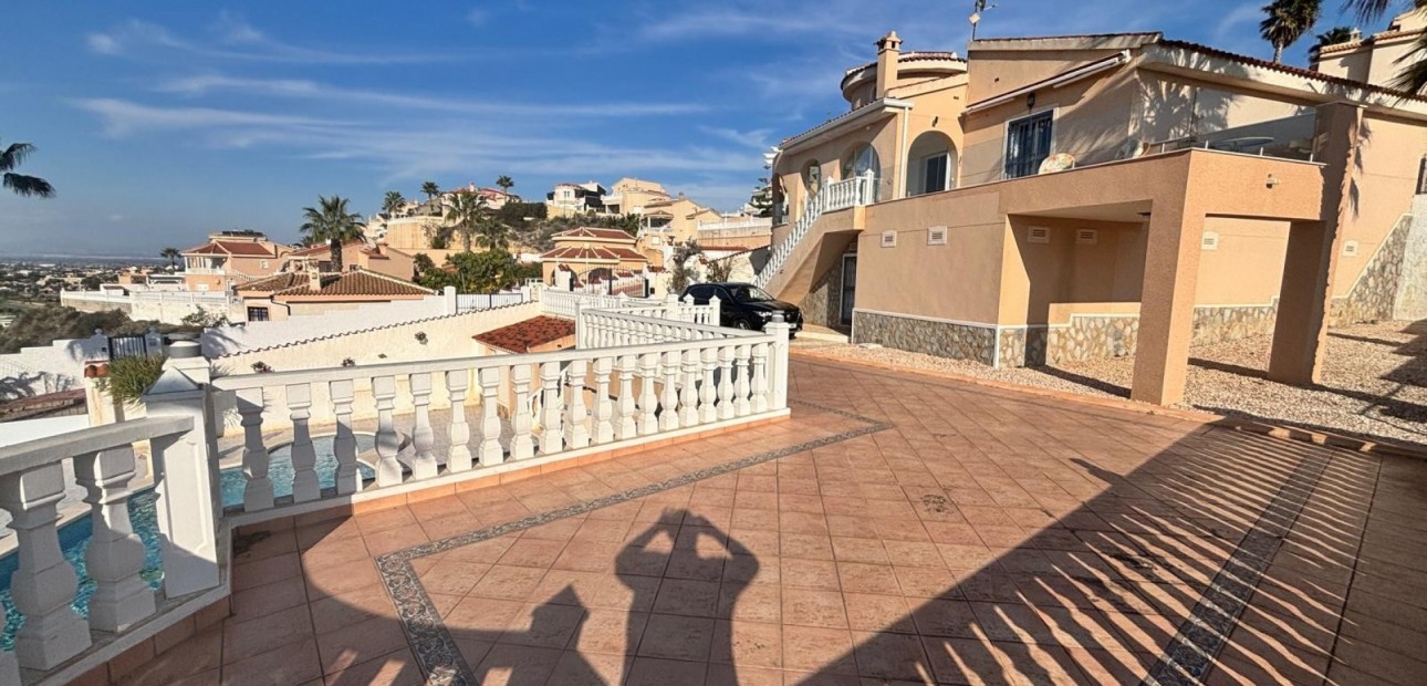 Sale - Detached Villa -
Ciudad Quesada - La Marquesa