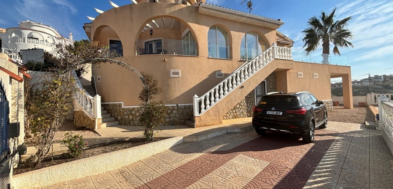 Sale - Detached Villa -
Ciudad Quesada - La Marquesa