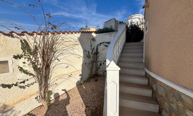 Sale - Detached Villa -
Ciudad Quesada - La Marquesa