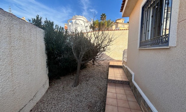 Sale - Detached Villa -
Ciudad Quesada - La Marquesa