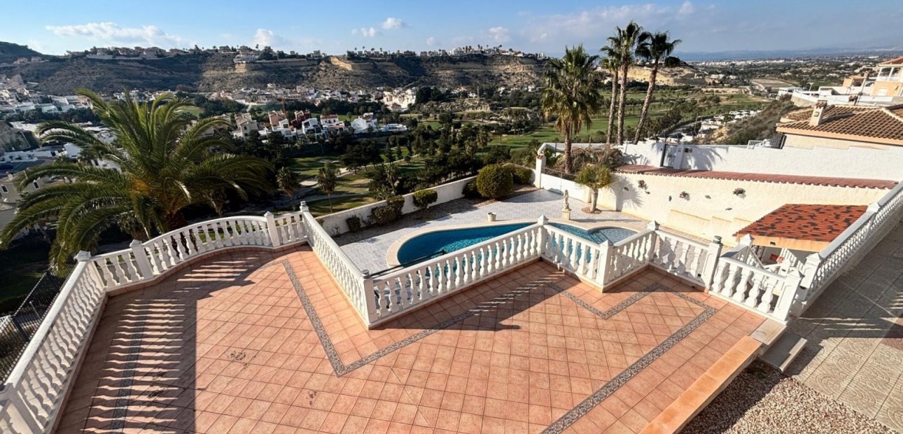 Sale - Detached Villa -
Ciudad Quesada - La Marquesa