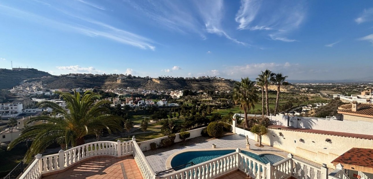Sale - Detached Villa -
Ciudad Quesada - La Marquesa