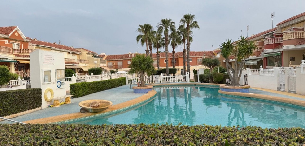 Sale - Townhouse -
Ciudad Quesada - Doña Pepa