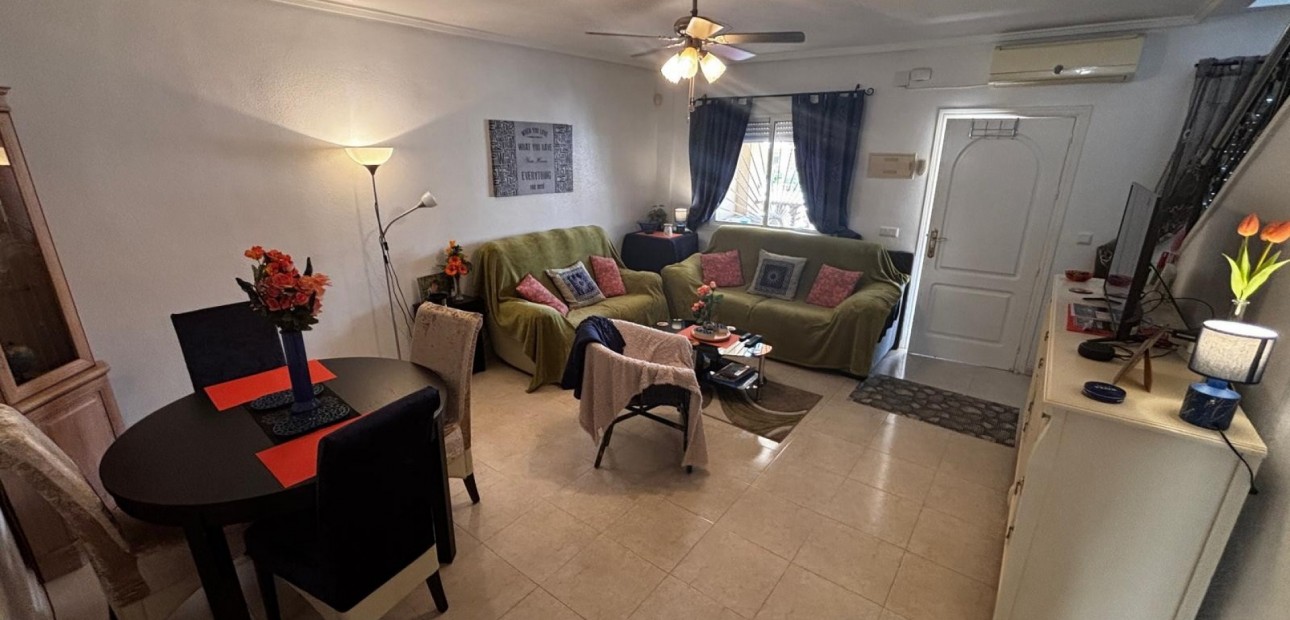 Sale - Townhouse -
Ciudad Quesada - Doña Pepa