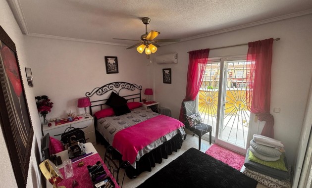 Sale - Townhouse -
Ciudad Quesada - Doña Pepa