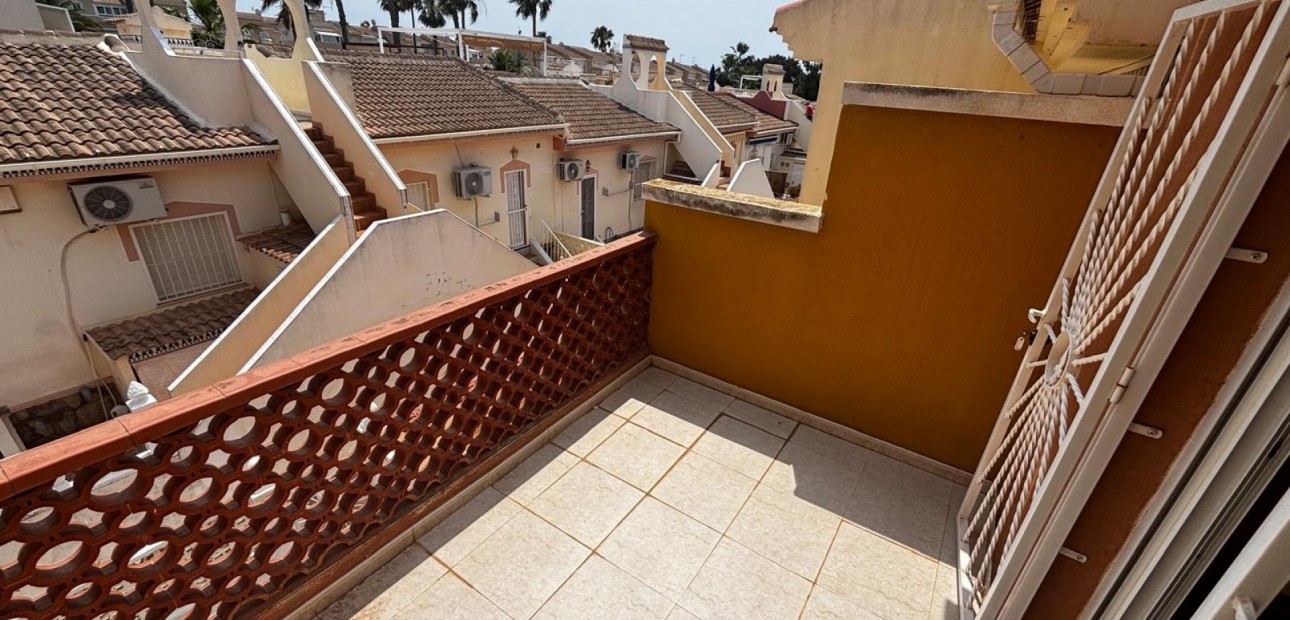 Sale - Townhouse -
Ciudad Quesada - Doña Pepa