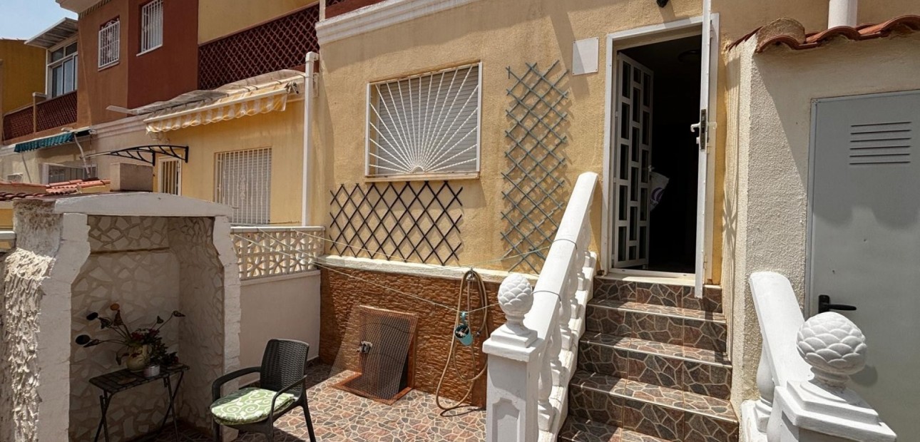 Sale - Townhouse -
Ciudad Quesada - Doña Pepa