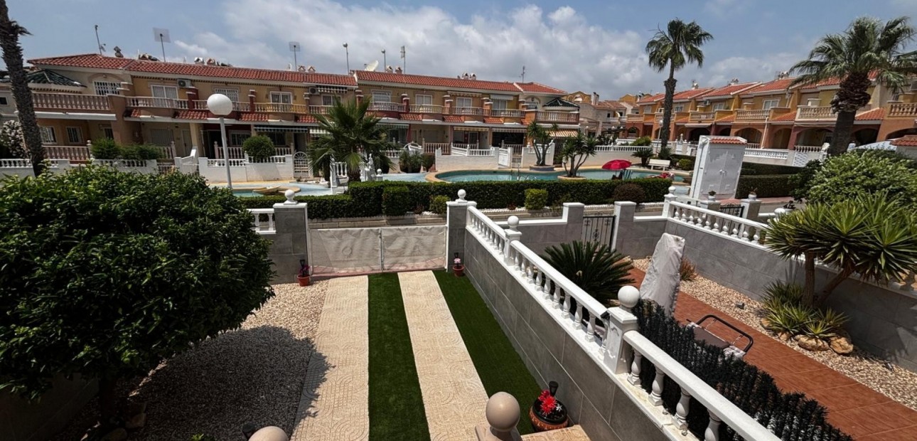 Sale - Townhouse -
Ciudad Quesada - Doña Pepa