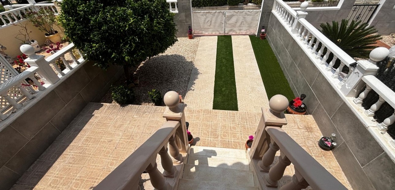Sale - Townhouse -
Ciudad Quesada - Doña Pepa