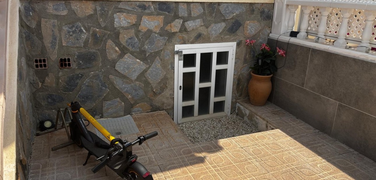 Sale - Townhouse -
Ciudad Quesada - Doña Pepa