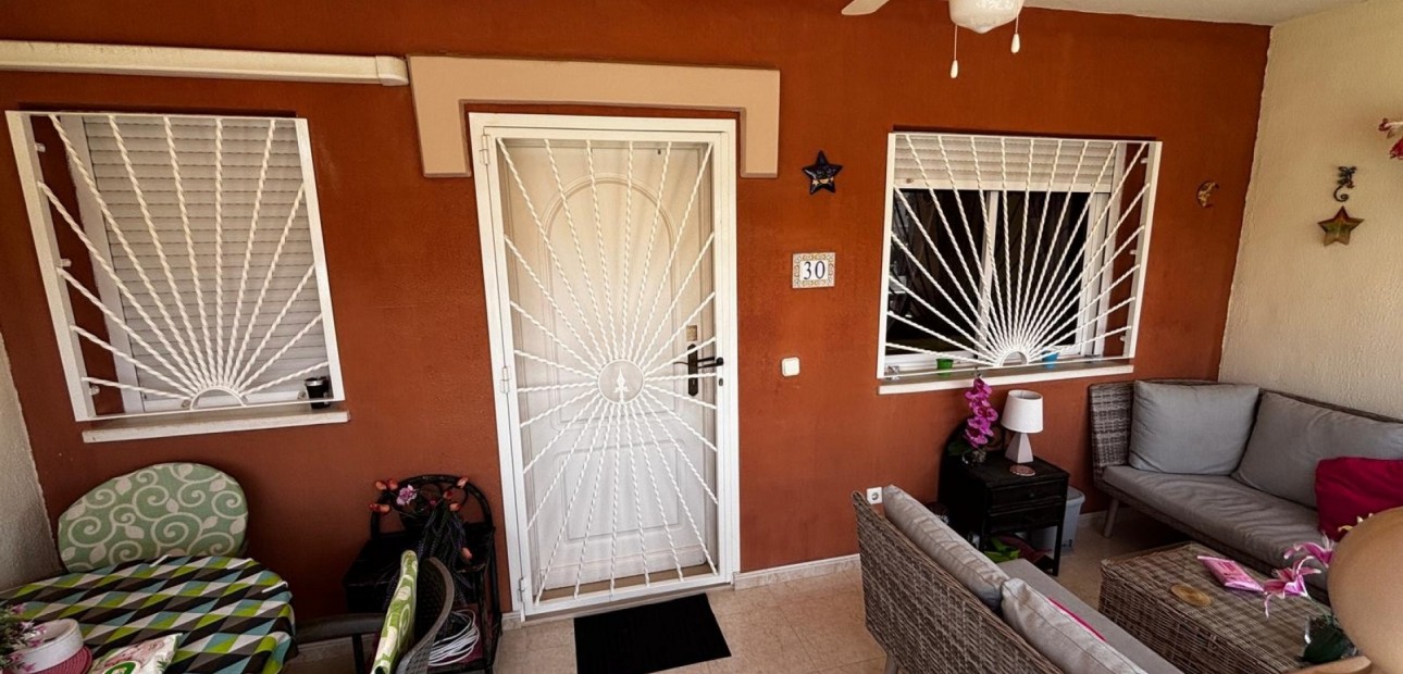 Sale - Townhouse -
Ciudad Quesada - Doña Pepa