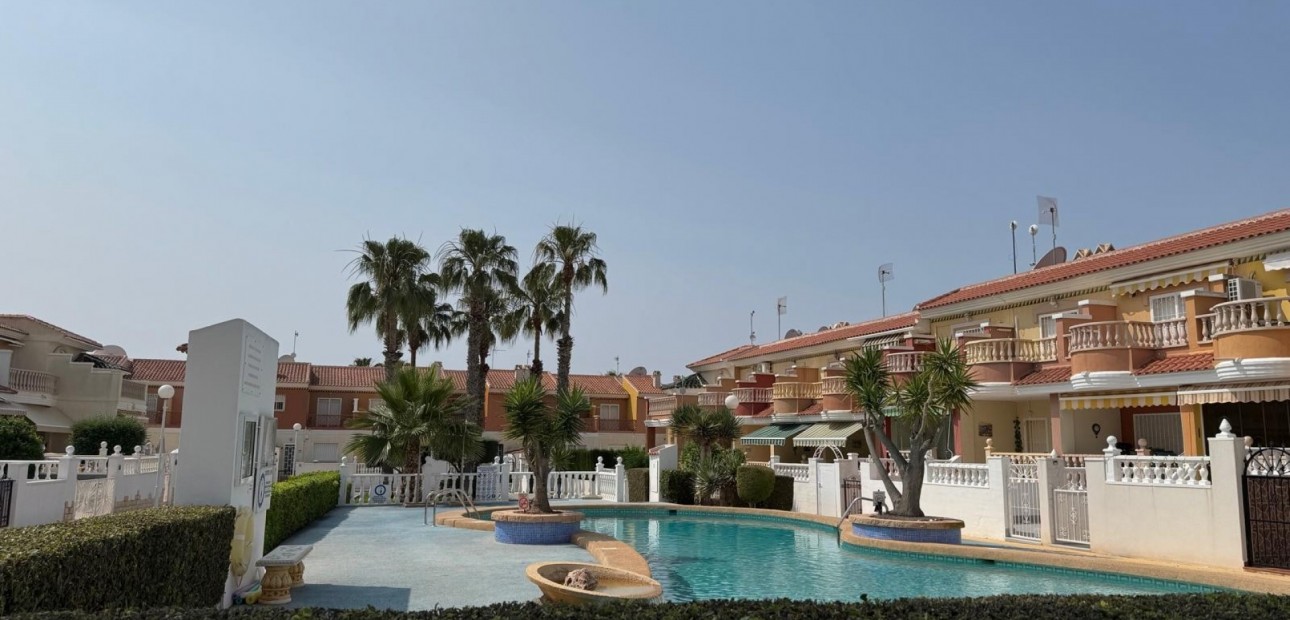 Sale - Townhouse -
Ciudad Quesada - Doña Pepa