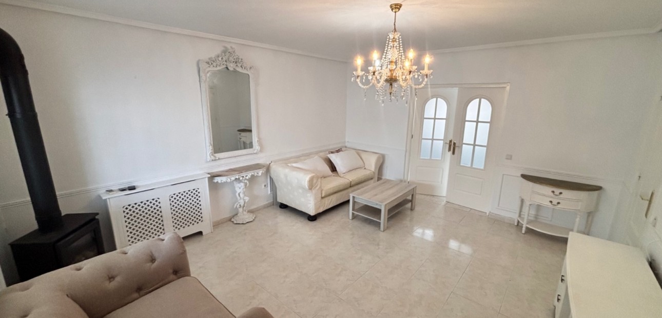 Sale - Townhouse -
Benijofar - Monte Azul