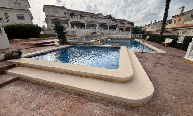 Sale - Townhouse -
Benijofar - Monte Azul