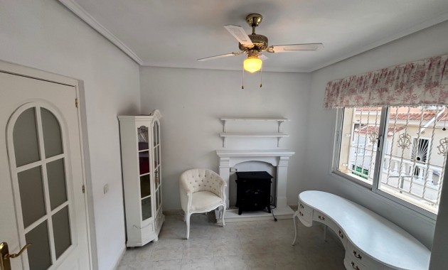 Sale - Townhouse -
Benijofar - Monte Azul