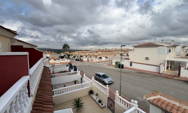 Sale - Townhouse -
Benijofar - Monte Azul