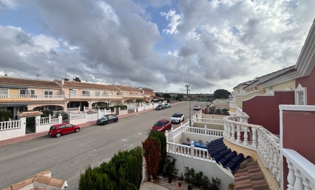 Sale - Townhouse -
Benijofar - Monte Azul