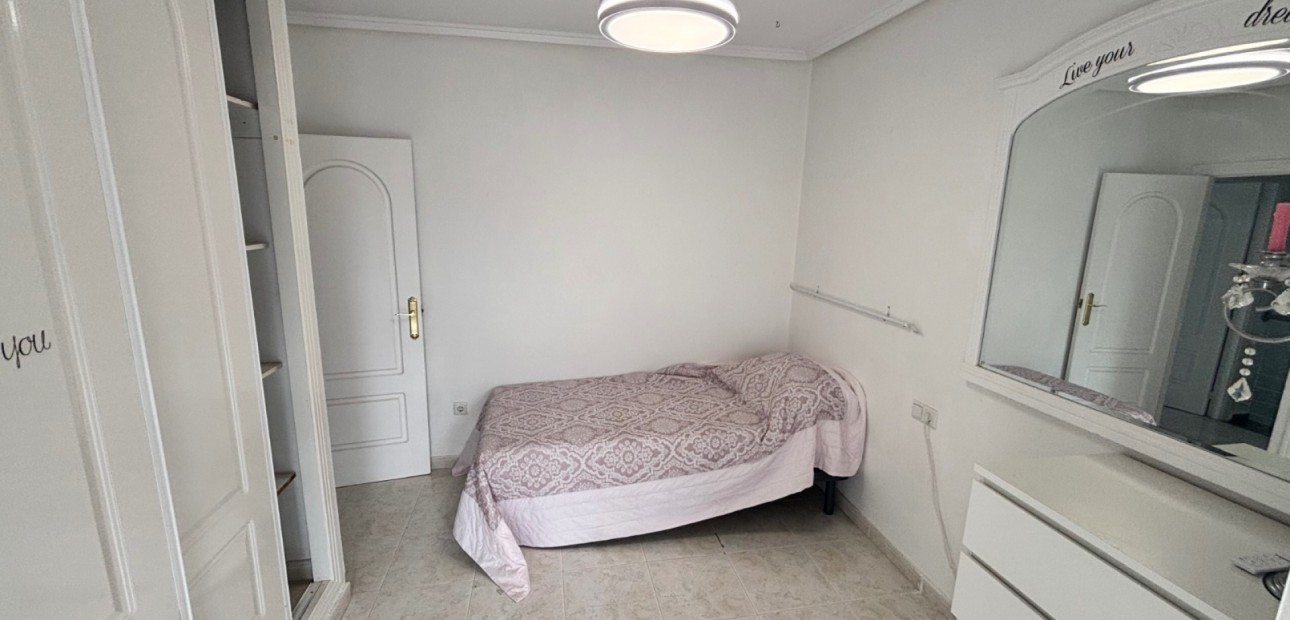 Sale - Townhouse -
Benijofar - Monte Azul