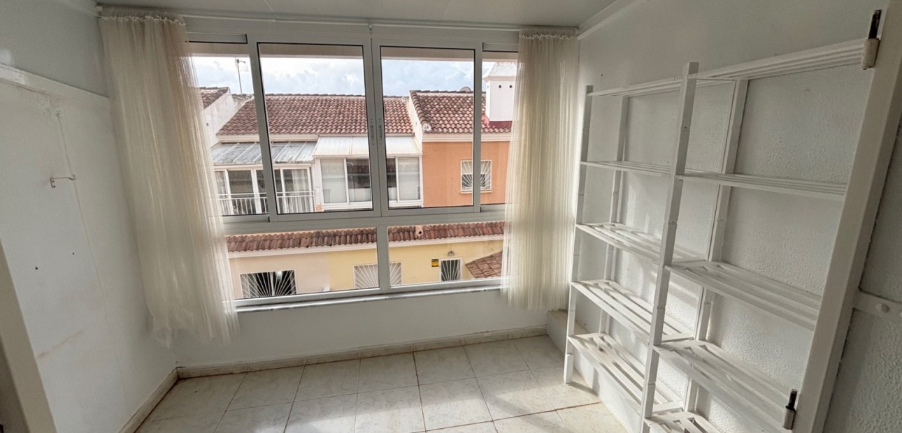 Sale - Townhouse -
Benijofar - Monte Azul