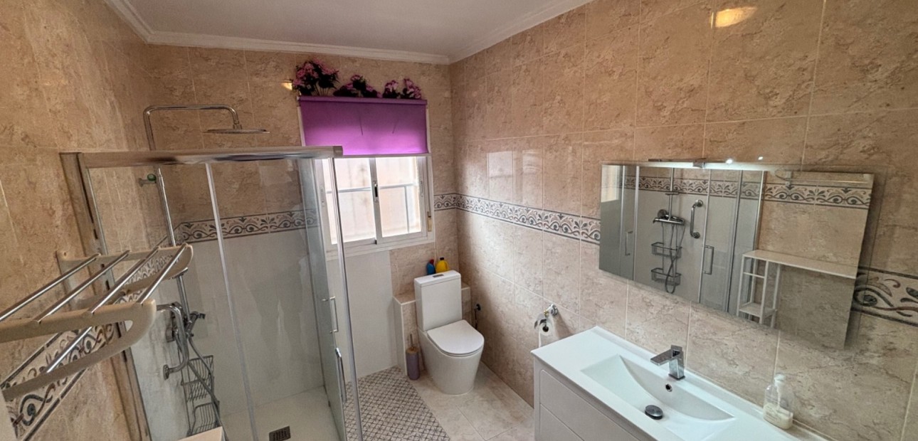 Sale - Townhouse -
Benijofar - Monte Azul
