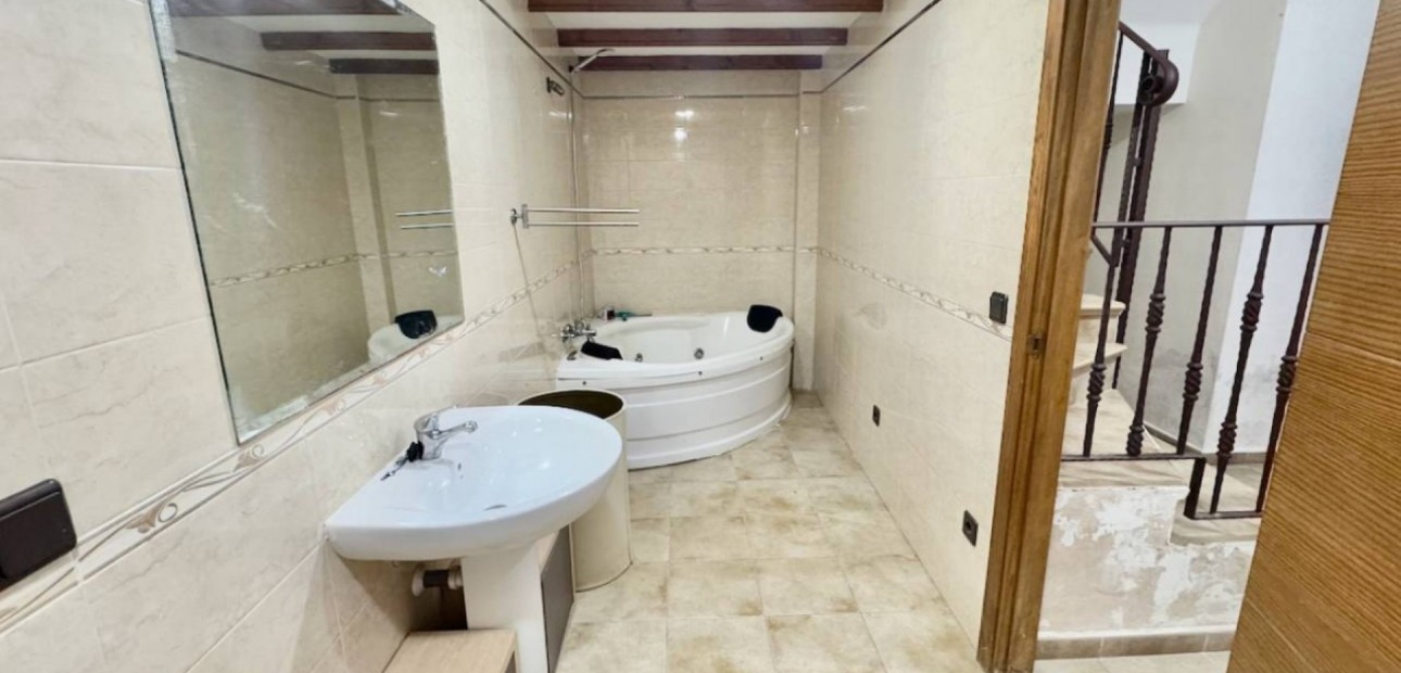 Sale - Townhouse -
Guardamar del Segura - El Eden