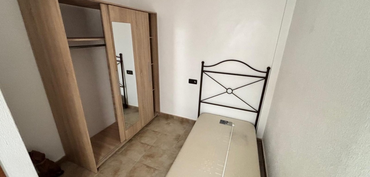 Sale - Townhouse -
Guardamar del Segura - El Eden