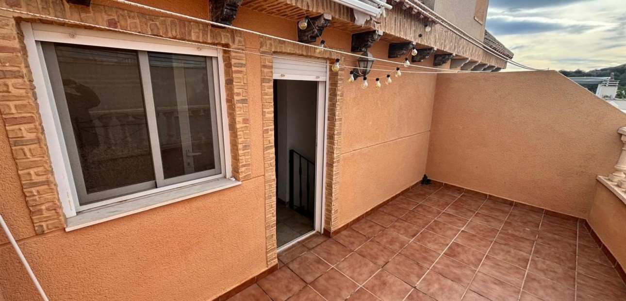 Sale - Townhouse -
Guardamar del Segura - El Eden