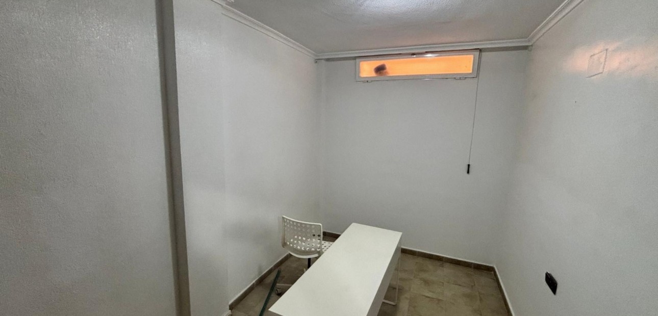 Sale - Townhouse -
Guardamar del Segura - El Eden