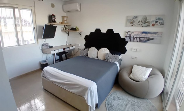 Sale - Detached Villa -
Ciudad Quesada - Doña Pepa