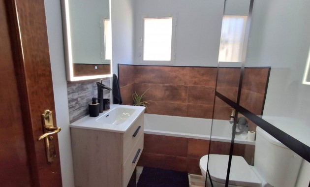Sale - Detached Villa -
Ciudad Quesada - Doña Pepa