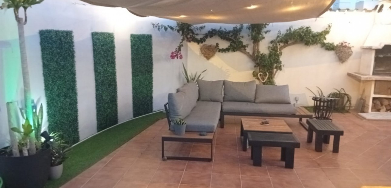 Sale - Detached Villa -
Ciudad Quesada - Doña Pepa