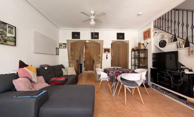 Sale - Townhouse -
Guardamar del Segura - El Raso