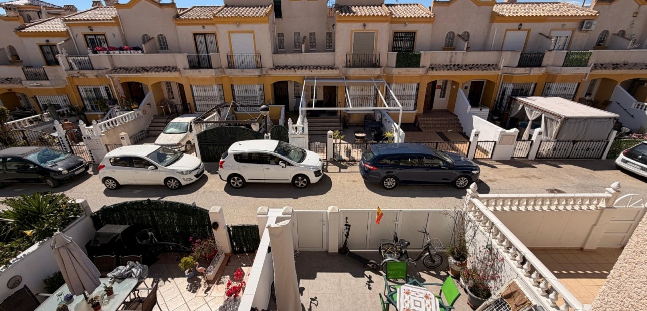 Sale - Townhouse -
Guardamar del Segura - El Raso