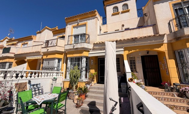 Sale - Townhouse -
Guardamar del Segura - El Raso