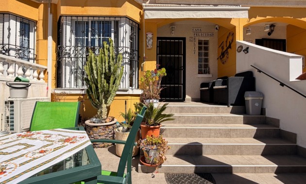 Sale - Townhouse -
Guardamar del Segura - El Raso