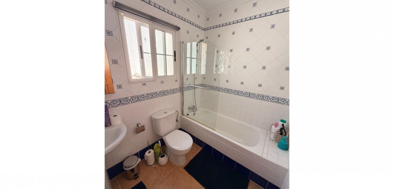 Sale - Townhouse -
Guardamar del Segura - El Raso