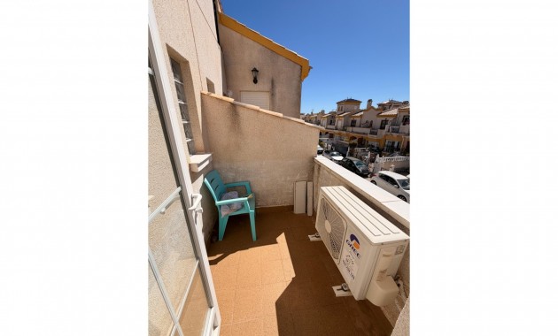 Sale - Townhouse -
Guardamar del Segura - El Raso