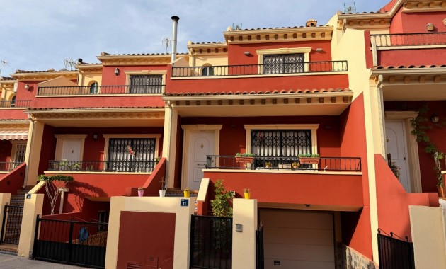 Sale - Townhouse -
Catral - Catral - Town