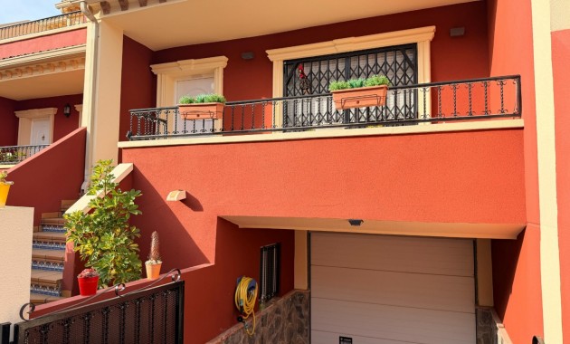 Sale - Townhouse -
Catral - Catral - Town