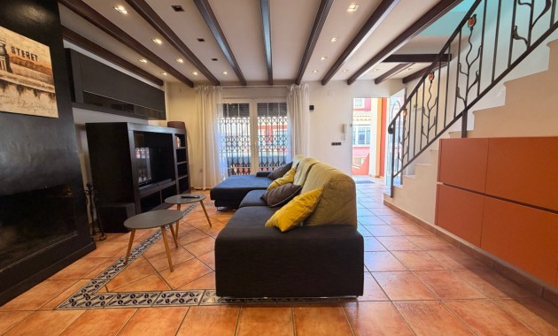 Sale - Townhouse -
Catral - Catral - Town