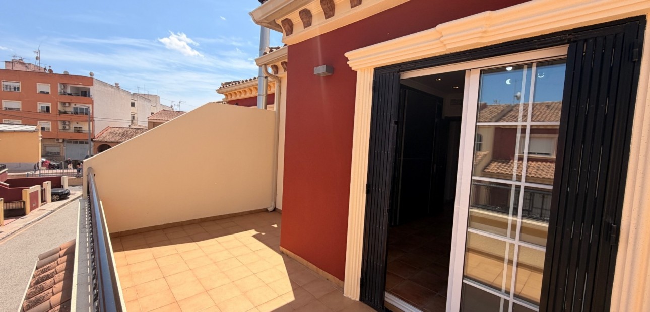 Sale - Townhouse -
Catral - Catral - Town